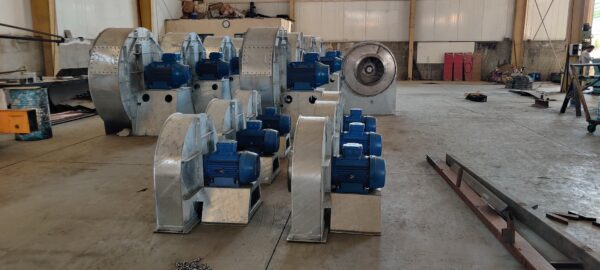 Centrifugal fan for compost tunnel