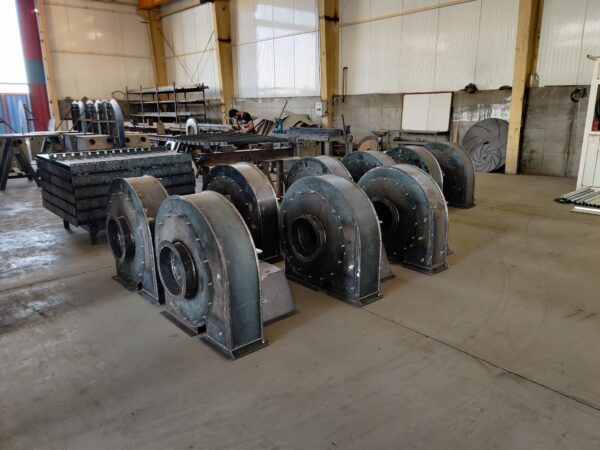 Centrifugal fan for compost tunnel