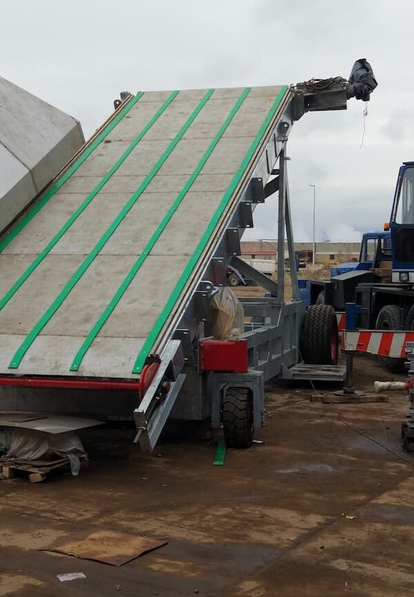 Javaneh Group Bunker Filler