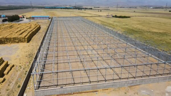 ساخت گلخانه توسط واحد فنی مهندسی گروه شرکت های جوانه